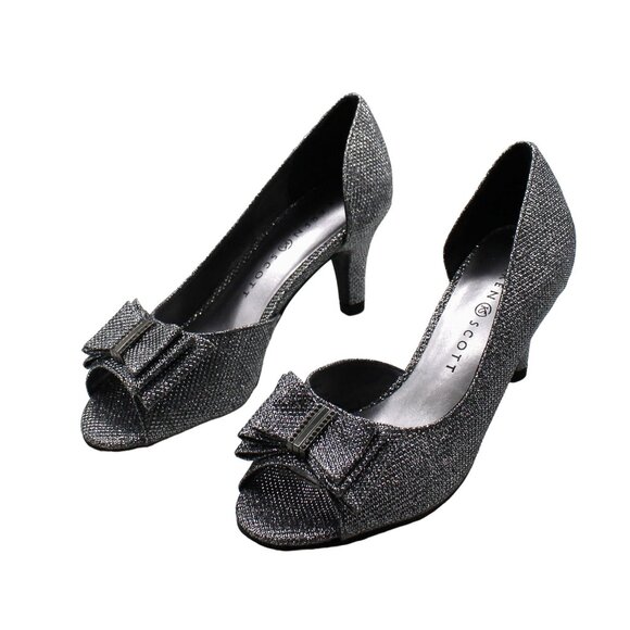 Karen Scott Gray Pumps - Picture 4 of 8